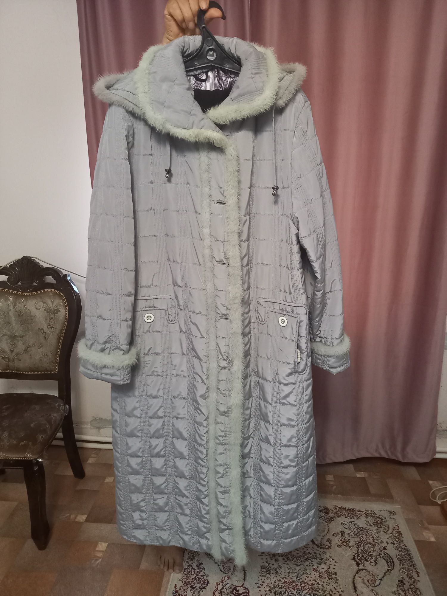 Продам стёганное женское пальто