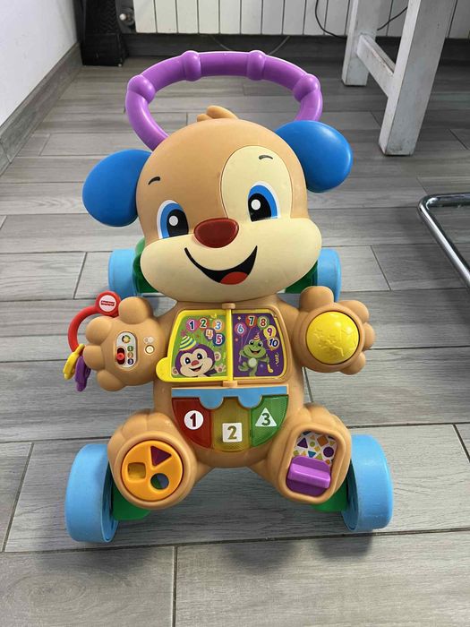 Продавам Уолкър куче Fisher Price