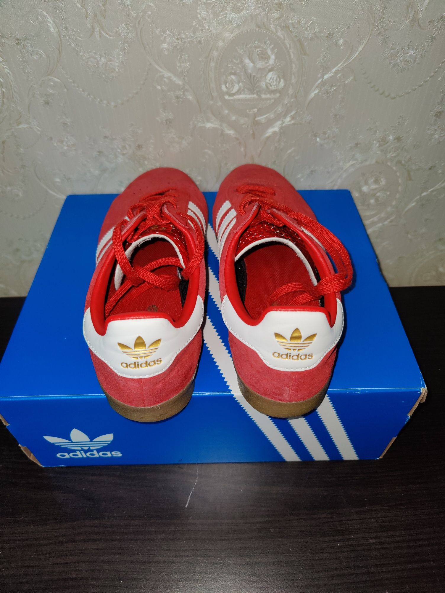 Adidași Adidas 350