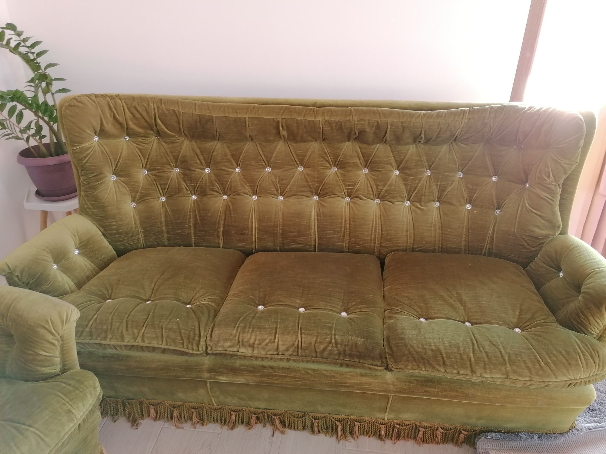 Colțar, canapea cu 2 fotolii de catifea verde