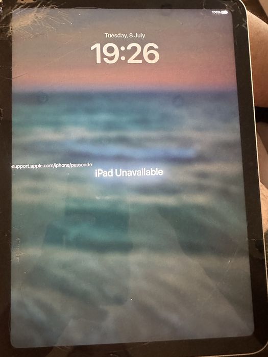 Ipad 10 със счупен тъчскриин