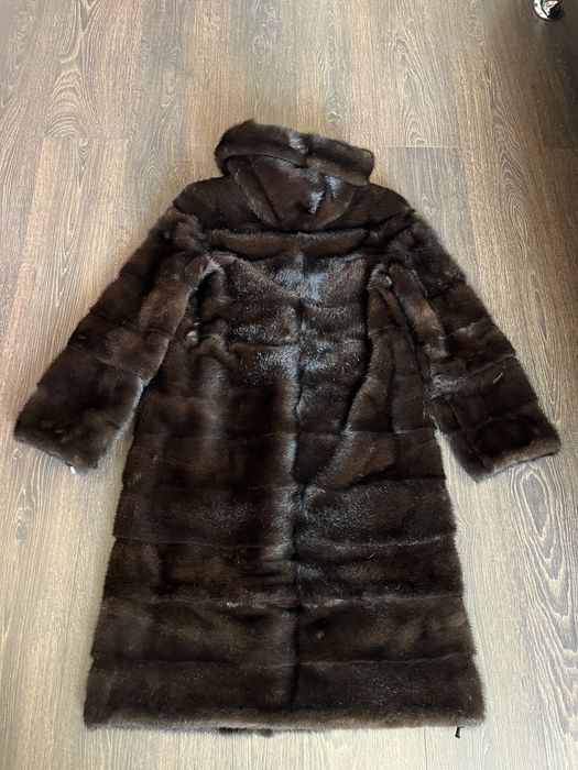 Продам норковую шубу