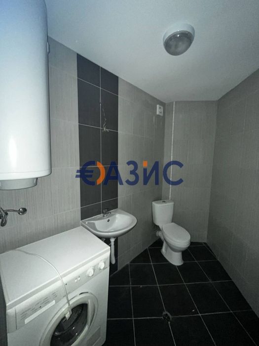 Продава се Едностаен апартамент в к.к. Слънчев бряг - 41 кв.м за 949 €/кв.м - Снимка #8