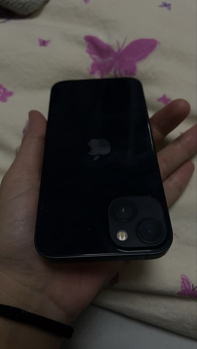 Продается айфон 13