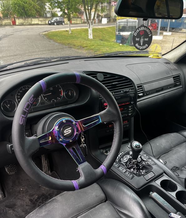 Bmw e36 318i sedan 1996