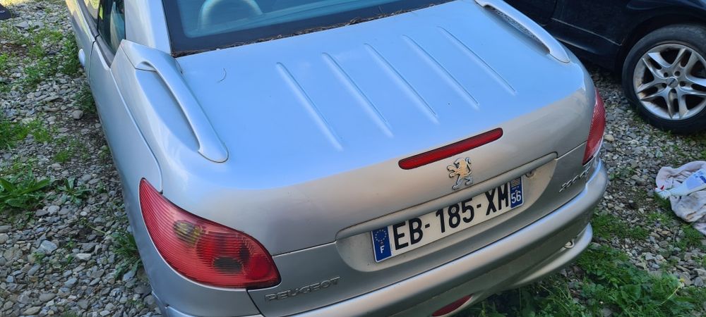 Bara spate Capota portbagaj stop stânga dreapta Peugeot 206 CC