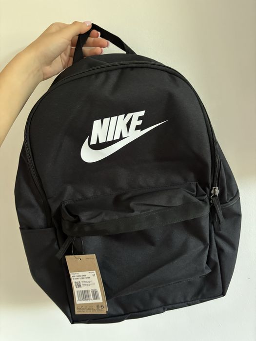 Раница Nike нова