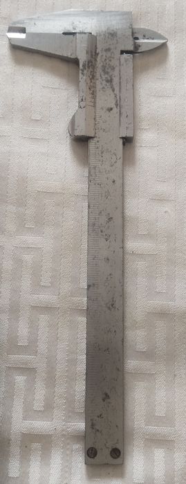 Продам штангенциркуль.

Состояние: новое

Размер: 0-150 мм

В комплект