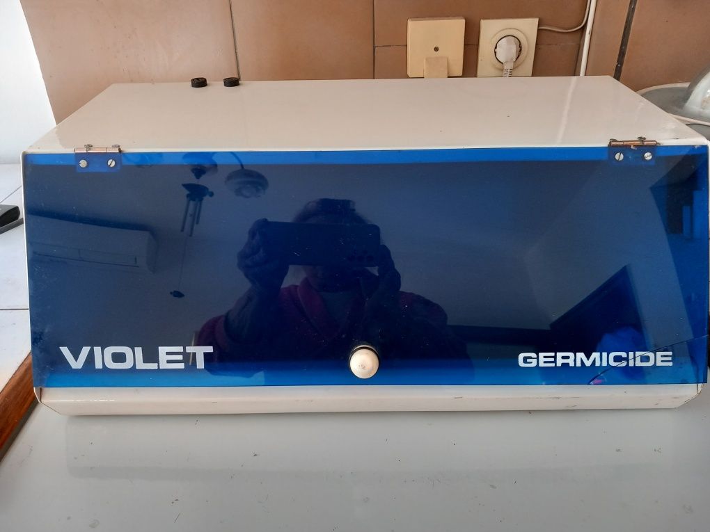 Стерилизатор UV-C BLUE NEW за дезинфекция синя светлина