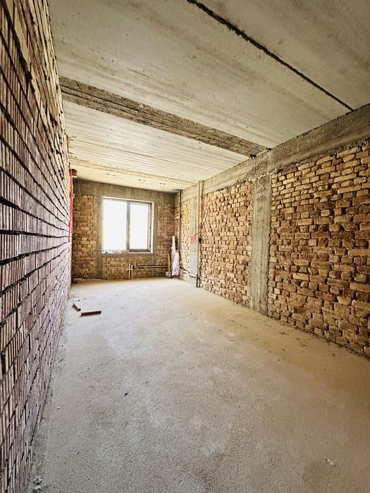 Срочно и дешево! Продается коробка квартира в Сатеппо 5 микрорайон