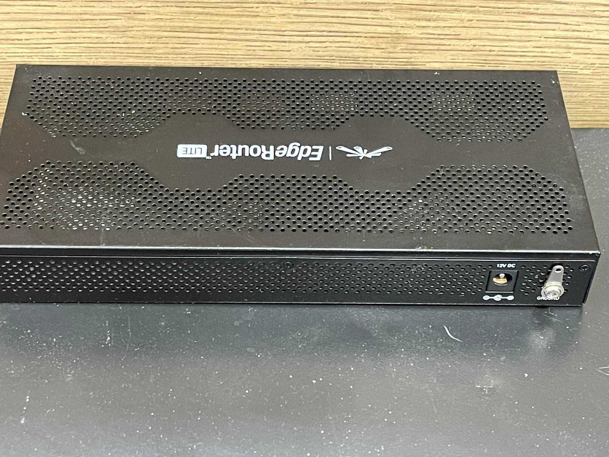 Рутер -EdgeMAX EdgeRouter Lite (ERLite-3)