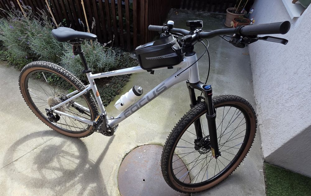 Vând bicicletă Focus Whistler 3.8 – gata pentru orice aventură!