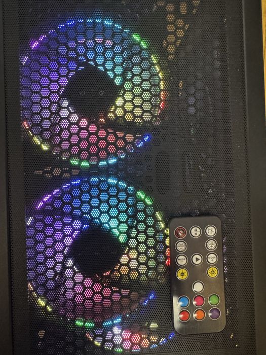 Carcasa Gamemax Diamond cu 6 ventilatoare ARGB + Sursa Seasonic 650W