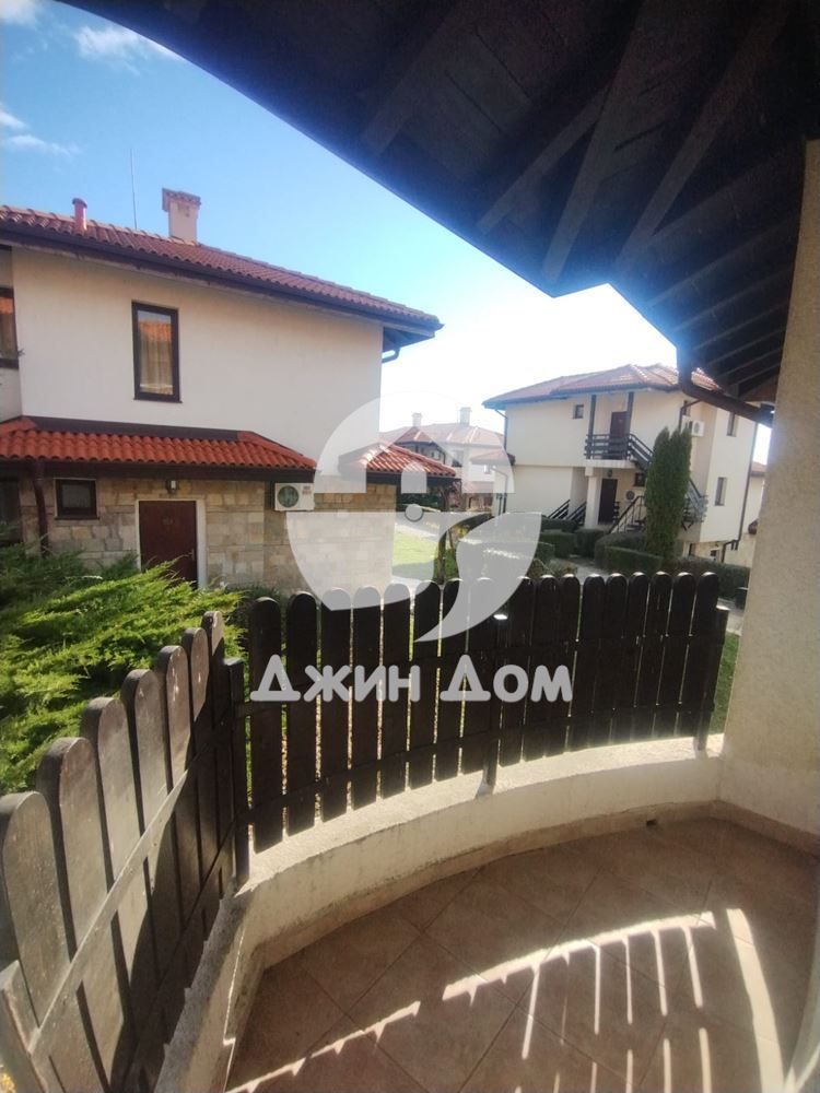 Етаж от къща в Бургас, област-с.Кошарица площ 90 цена 99000