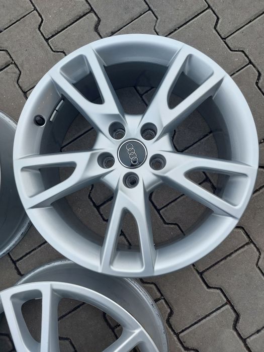 Jante aliaj Audi originale pe 18 A3 A4 A6 A7 Q3 Q5 impecabile