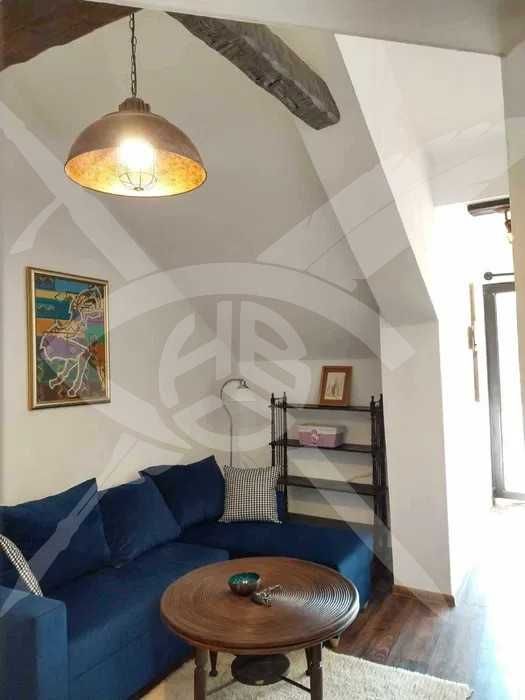 Дава се под наем Двустаен апартамент в Варна, Център - 52 кв.м за 375 € - Снимка #1