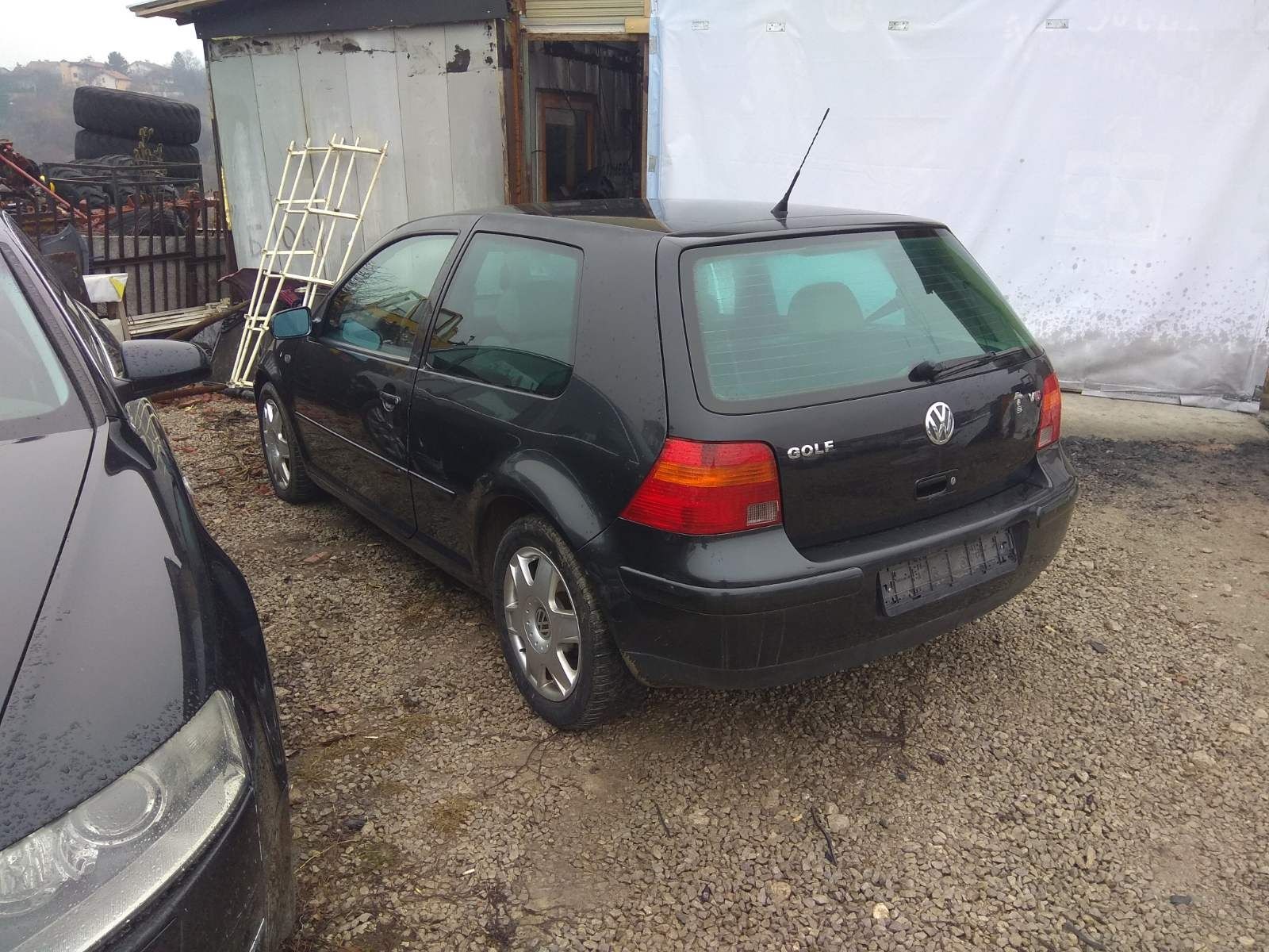 VW Golf 4 Vr5 автоматик На части.