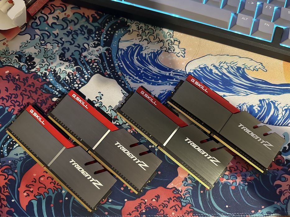 Рперативная память DDR4 16gb 2x8 4000mhz