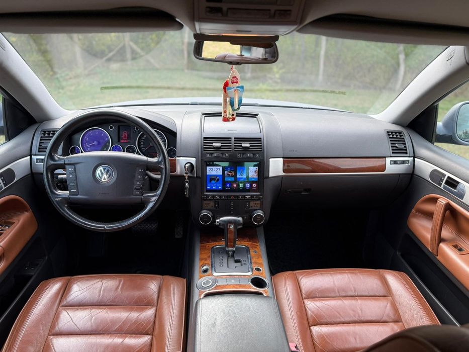 VW Touareg Autoutilitara N1 VR6 4x4 Raptor 

Preț 5500€ negociabil 

k