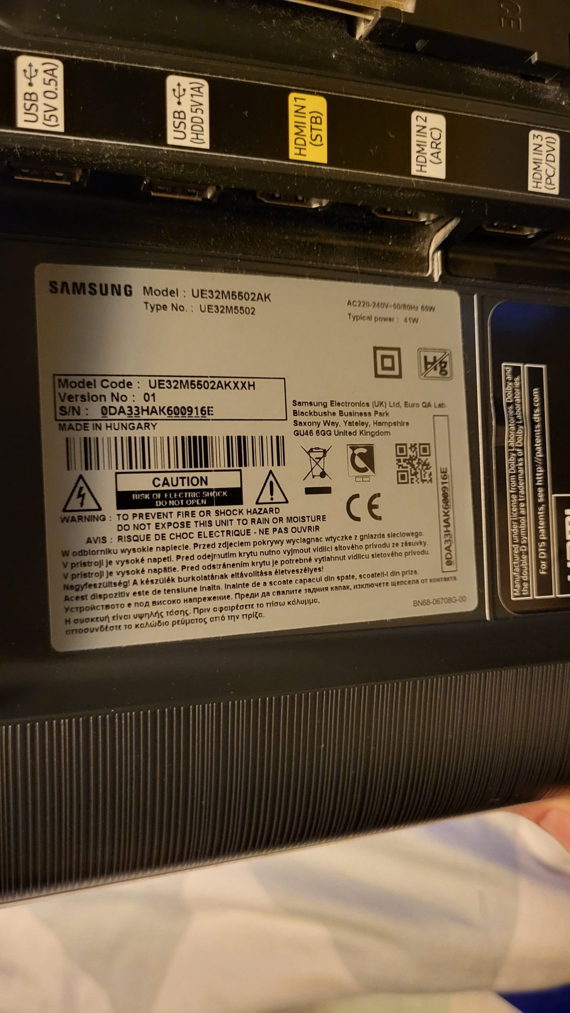 Televizor smart Samsung 81 cm.