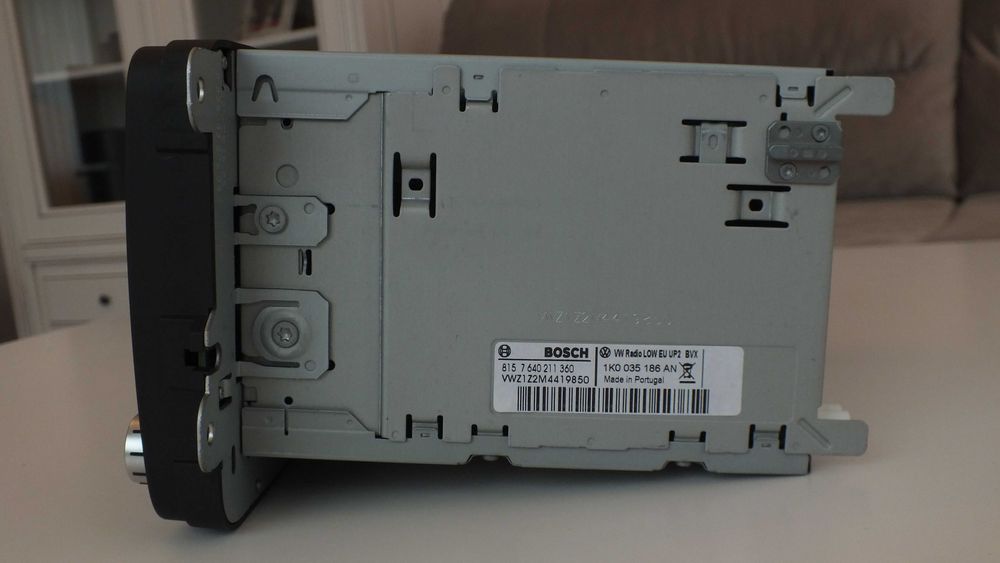 RadioCD Auto Bosch VW 1K0035186AN, radiocasetofon auto Panasonic4x45W.