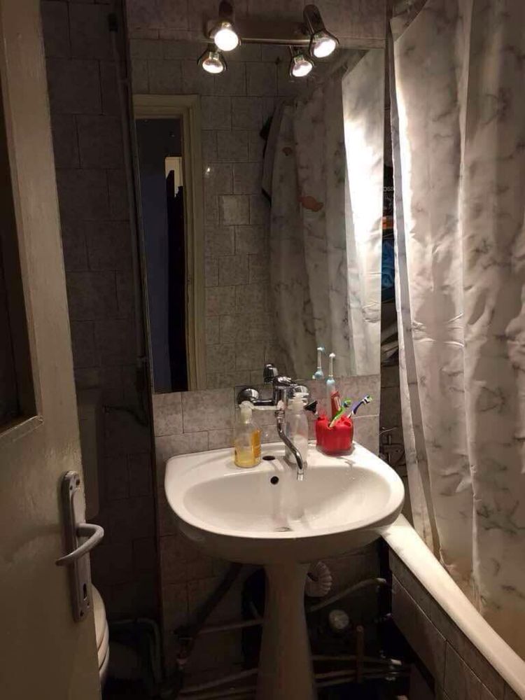 Inchiriez o cameră cu balcon, zona sens giratoriu Mărăști.
