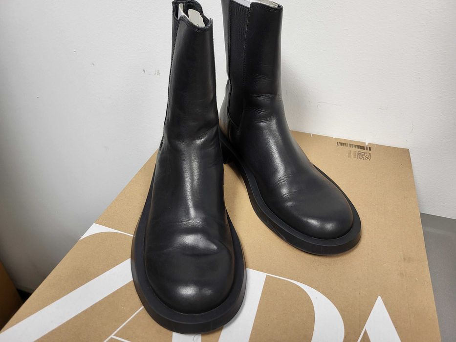 Бота ZARA естествена кожа