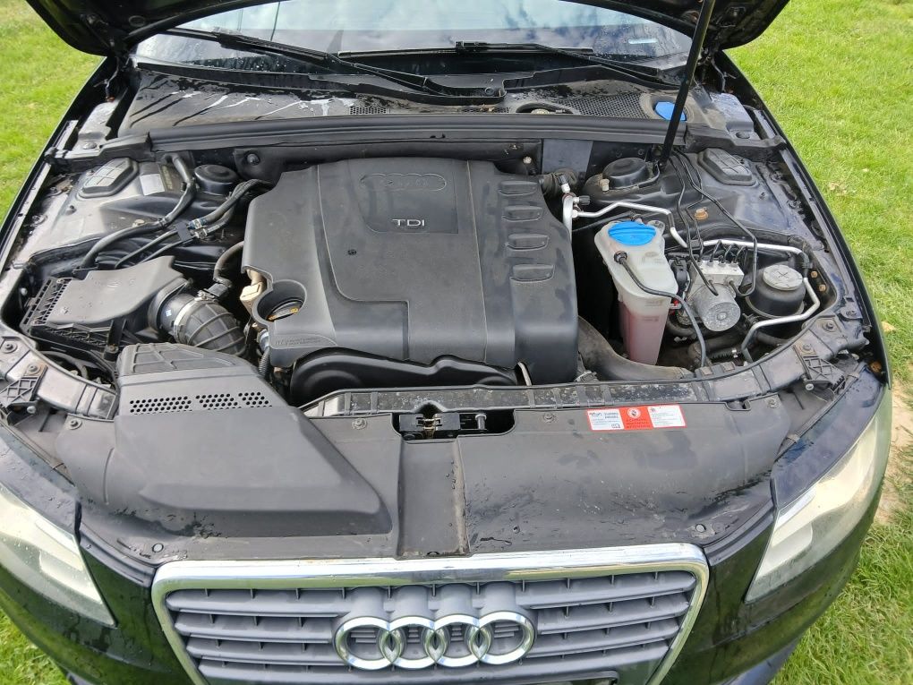 Audi a4 b8 2.0 tdi 143cp euro 5 2009 navigatie bixenon led