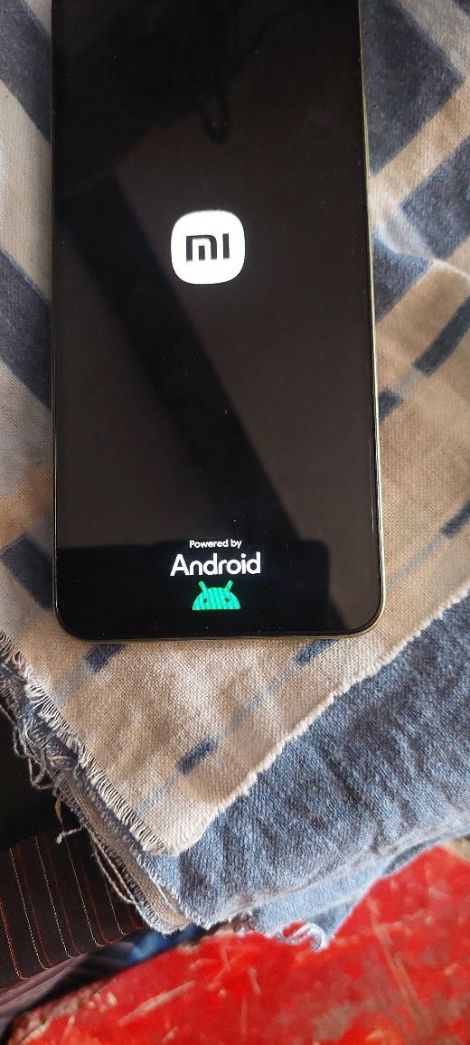 Redmi 14C  128  memorie interna