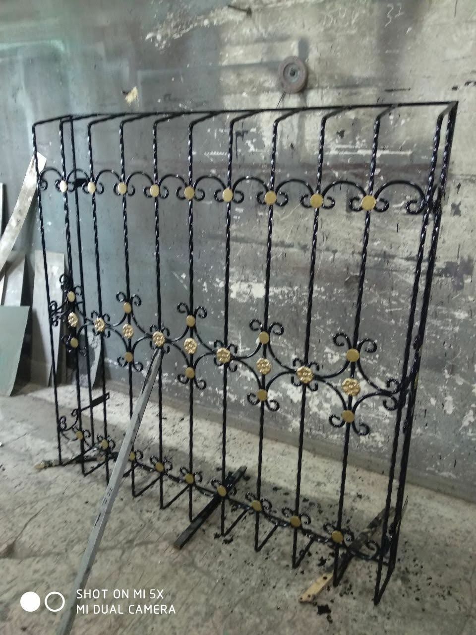 Изготовим решётки металлические двери новесы ограды