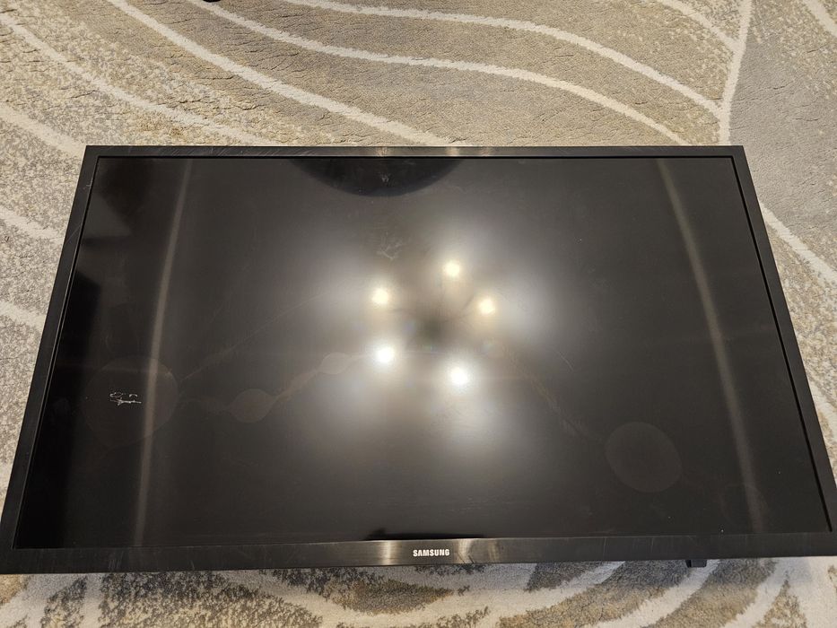 Vând televizor Samsung