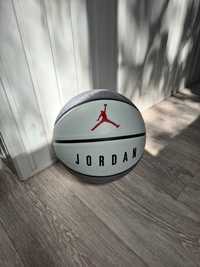 Чисто нова баскетболна топка Nike Jordan Playground 2.0, размер 7