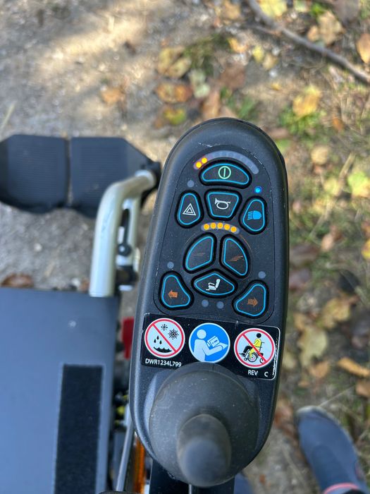 Акумулаторна инвалидна количка Pride R40