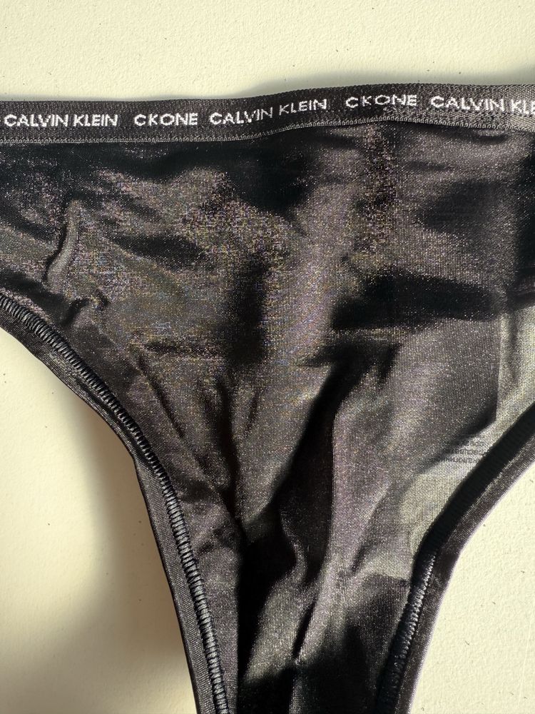 Нежни черни прашки Calvin Klein /XS, S, M, L/