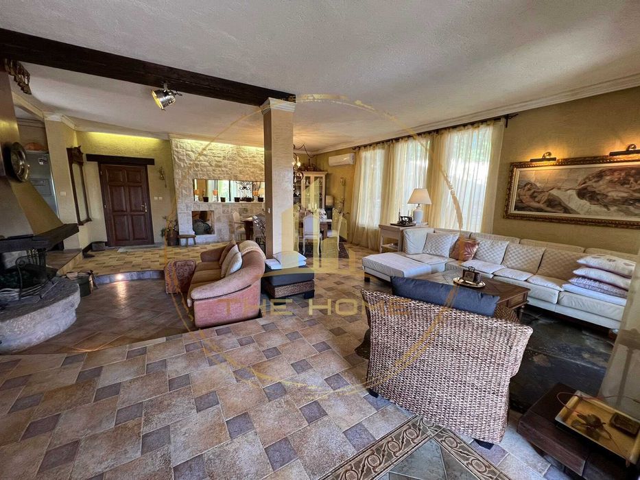 Луксозна Самостоятелна Къща