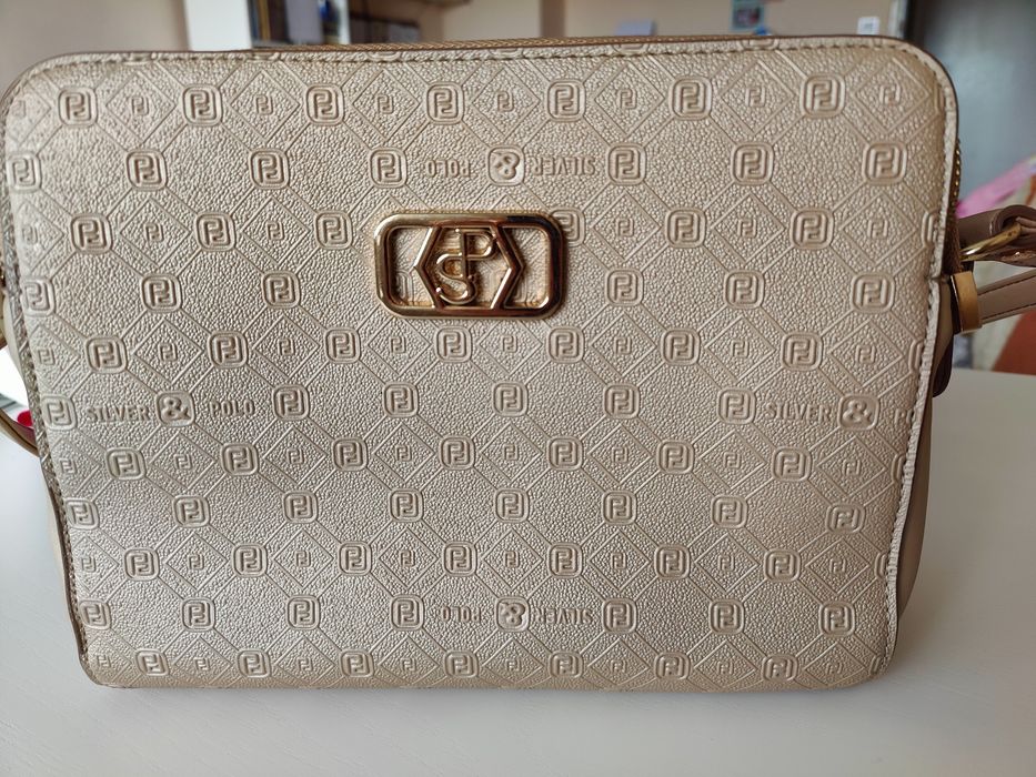 Дамска.    чанта