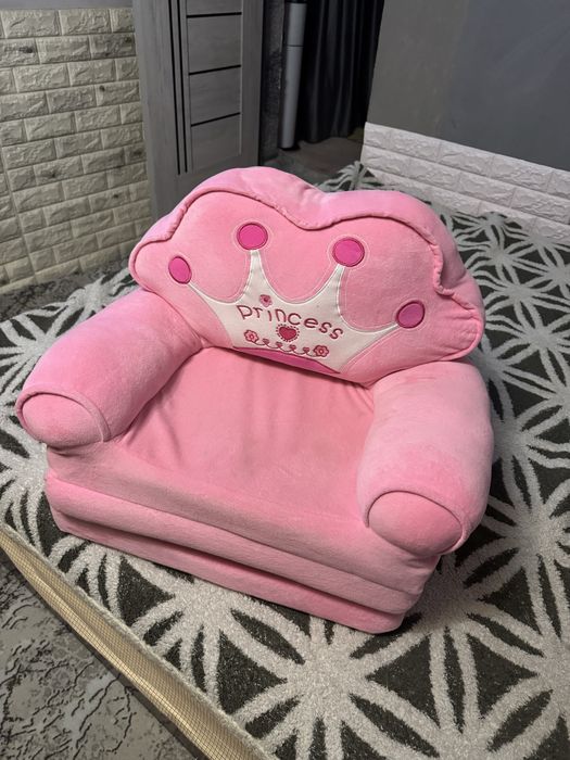 Продается мягкий диван