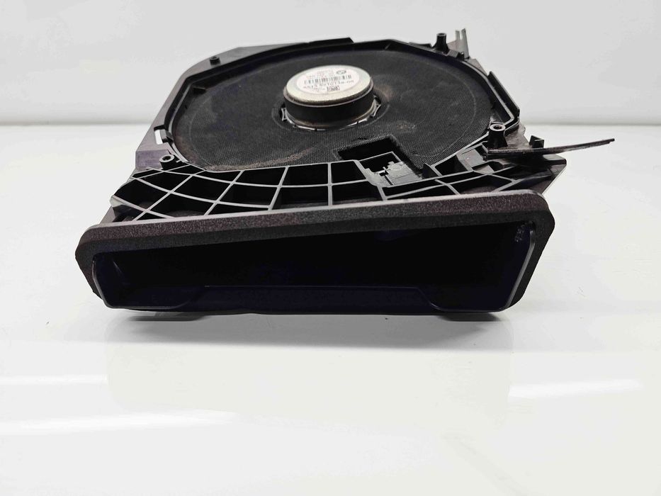 Subwoofer Bmw 3 (F30) [Fabr 2012-2017] 9210148