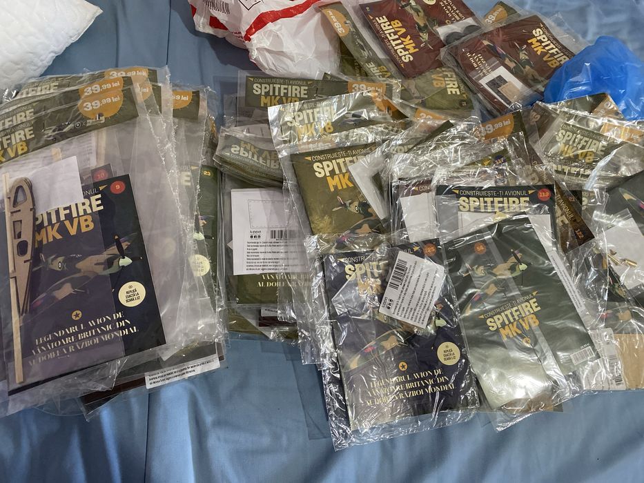 Macheta avion Spitfire Marine MK VB 125 numere colectie completa