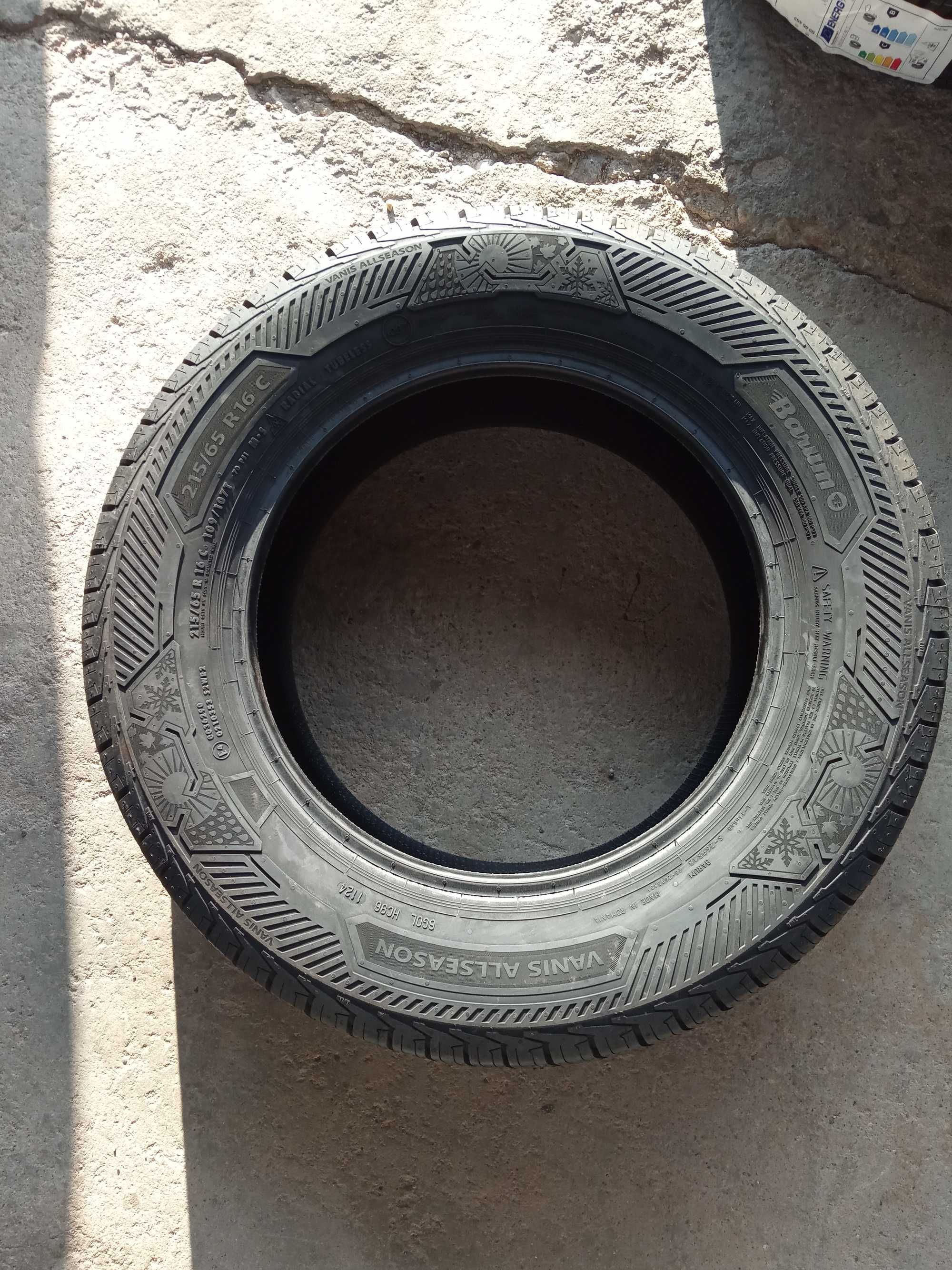2 Нови бусови всесезонни гуми 215/65R16C Barum Vanis AllSeason 109T