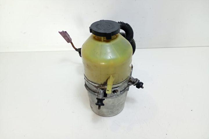Pompa  servodirectie 1040085003094 Opel Astra G