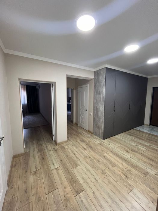 Сдаётся 2 комнатная квартира