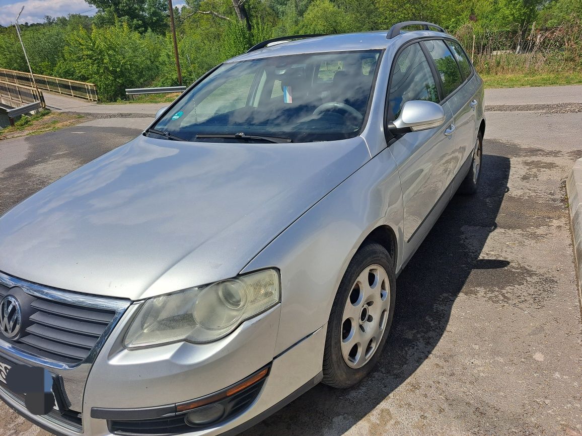 Vând vwolsvagen Passat b6