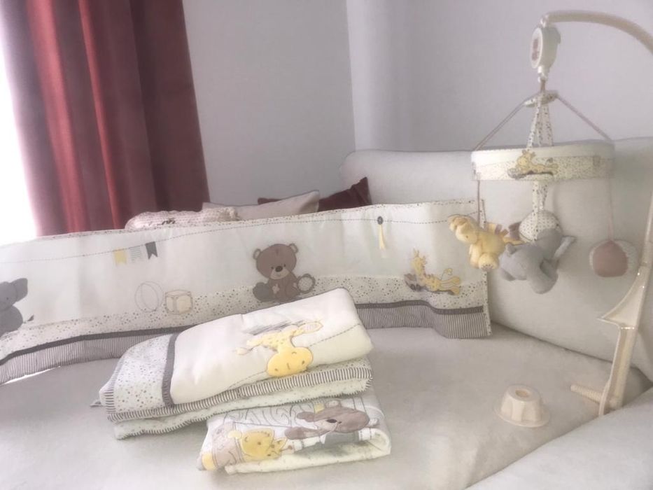 Set carusel și lenjerie