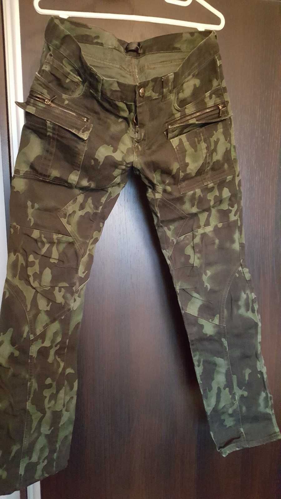 Pantaloni si blugi DSQUARED2 , CAVALLI , RALPH LAUREN , Richmond  !