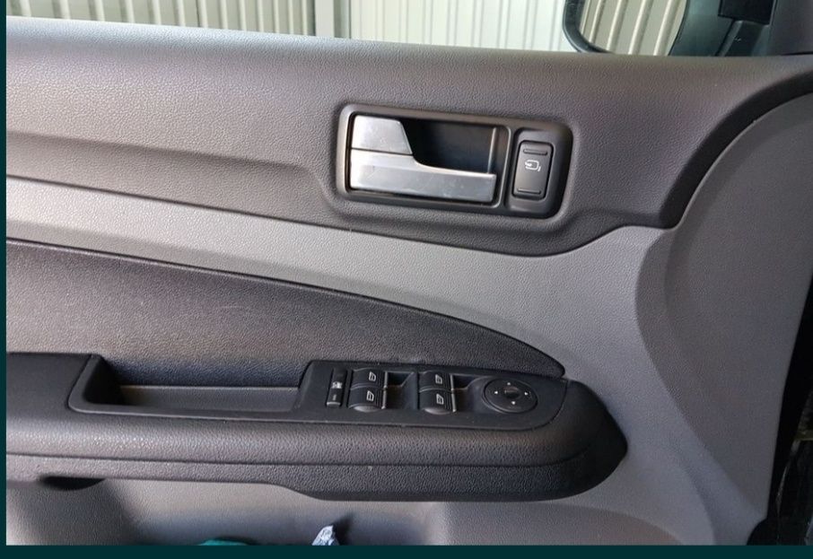 Ford Focus 2 1.6 benzina 101 cp