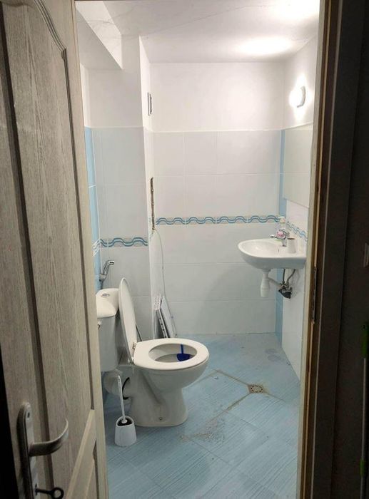 Дава се под наем Магазин в Бургас, Меден рудник - зона А - 197 кв.м за 1000 € - Снимка #4