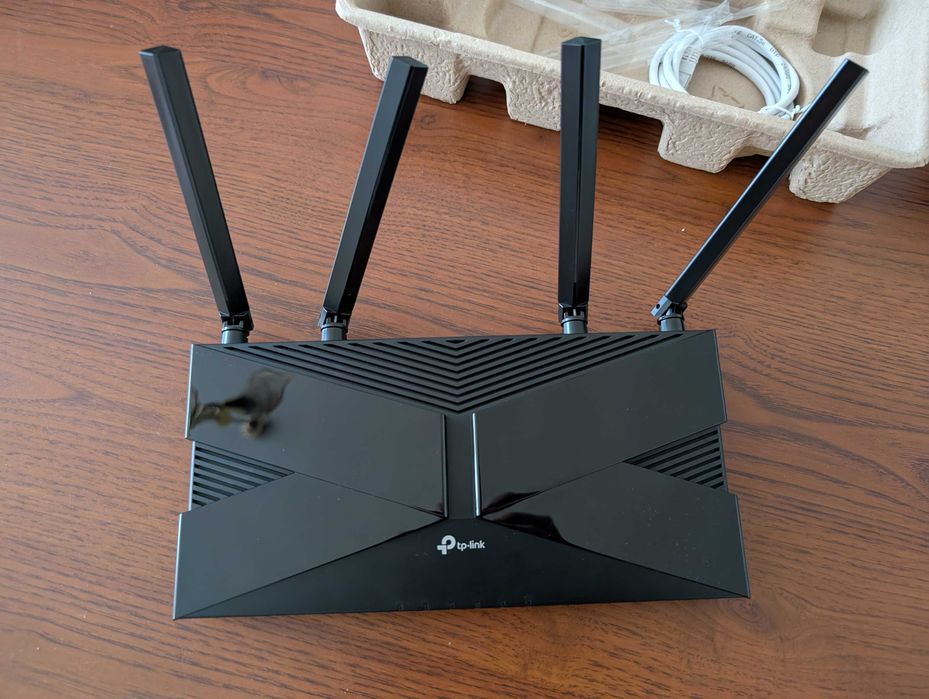 Продавам рутер TP-Link AX53