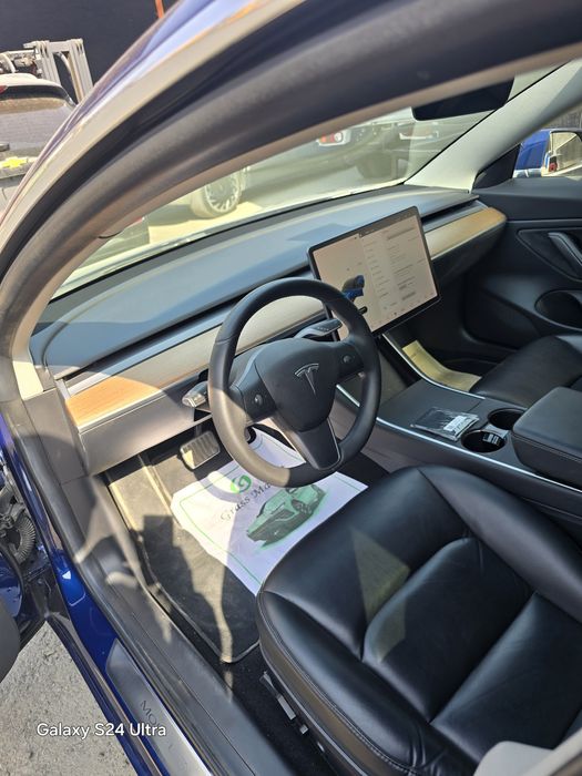 Тесла М3 из кореи.2019г.в