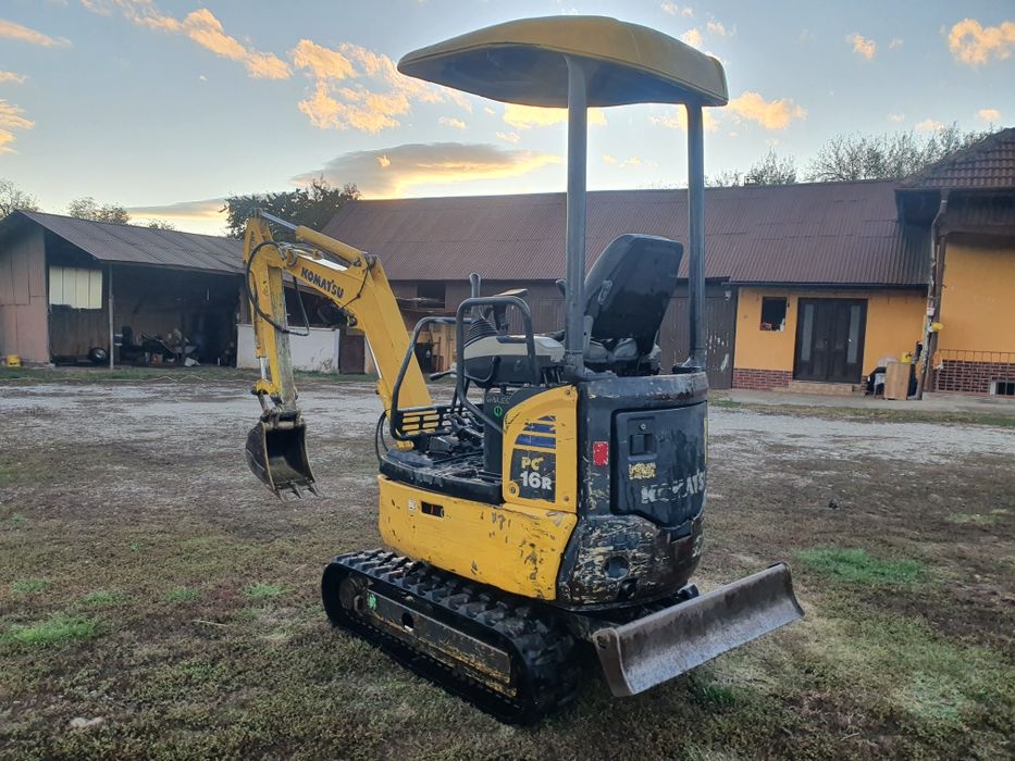Excavator Komatsu PC 16 R 2006